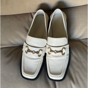 White Loaders — Size 9